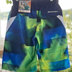 Boy’s ZeroXposur surf short size 8. NWT
